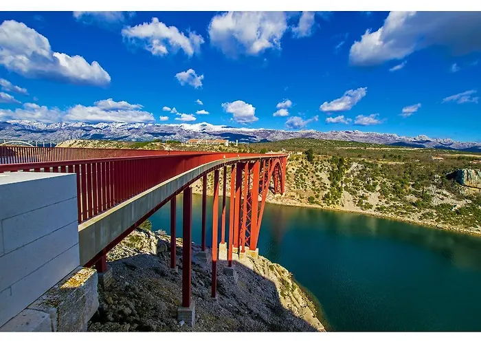 Milovci Starigrad Paklenica