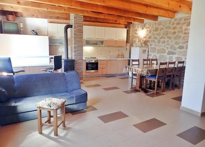 Holiday Milovici * Starigrad Paklenica