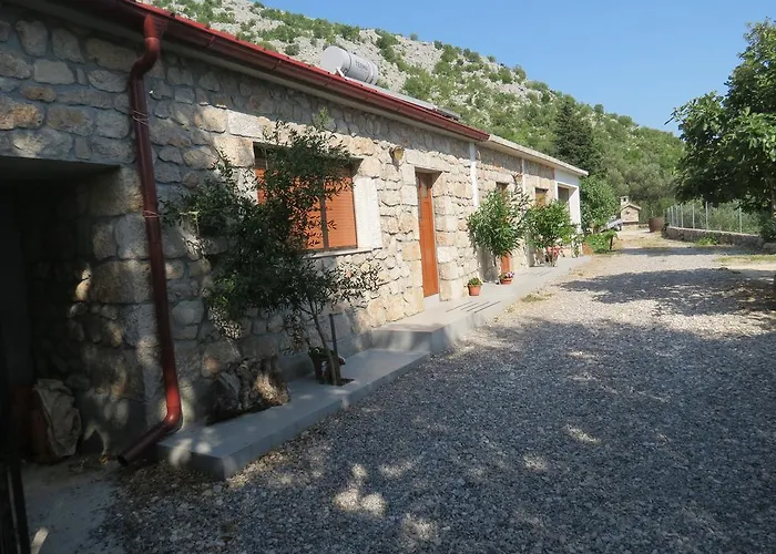 Holiday home Holiday Milovici *